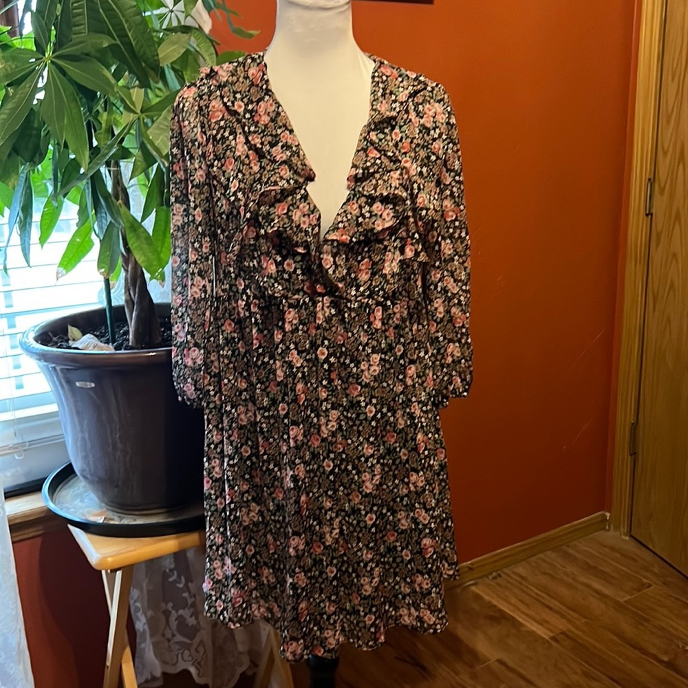 ZARA BABY DOLL DRESS/TUNIC ………..175